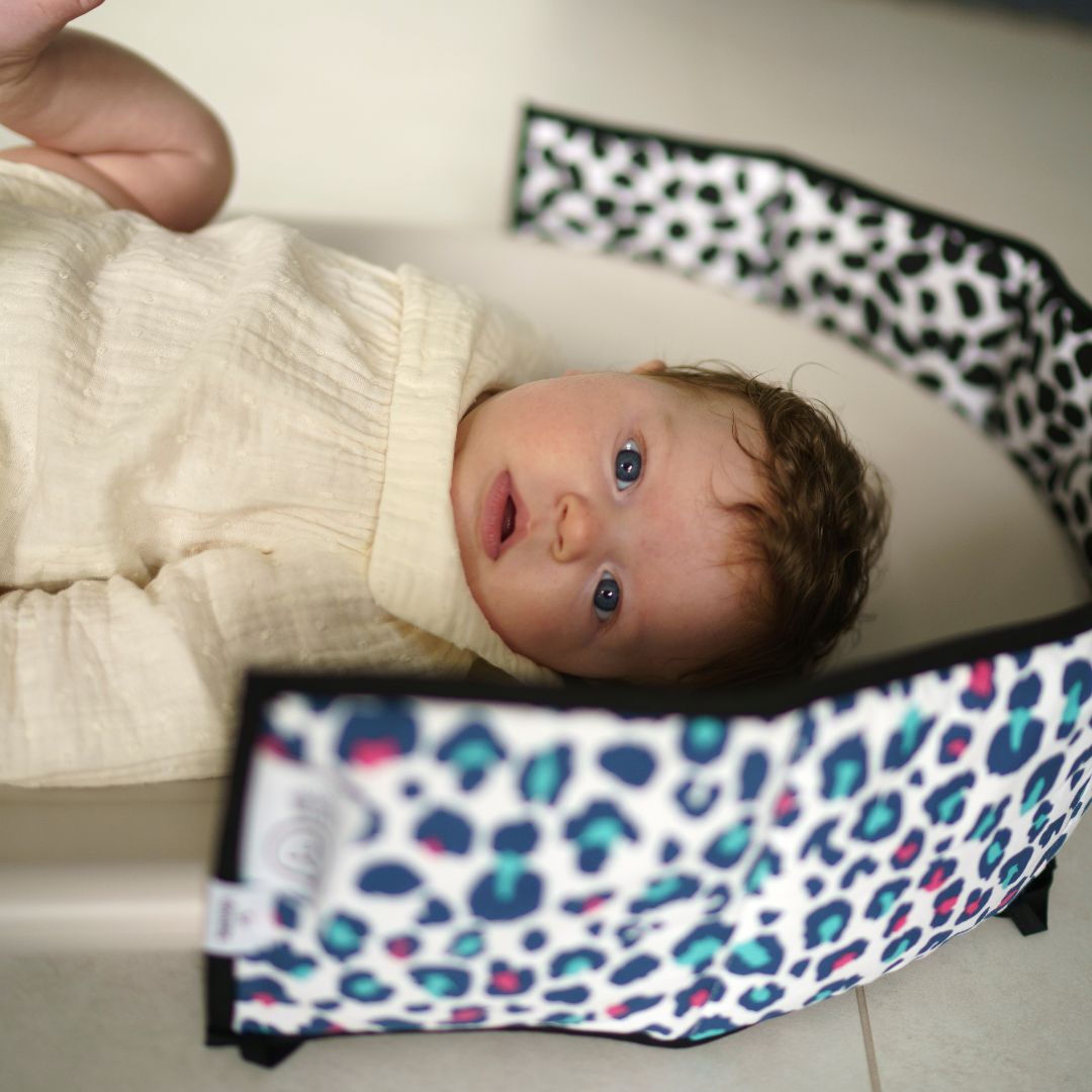 ANIMAL PRINT SENSORY STRIP - reversible newborn to 4 months and 5+ months - Etta Loves