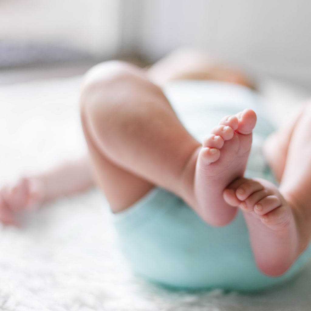 Flat head syndrome - what it is and how to prevent it - Etta Loves