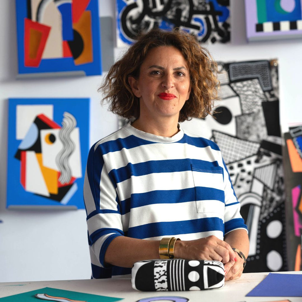 MEET THE ARTIST - Etta Loves