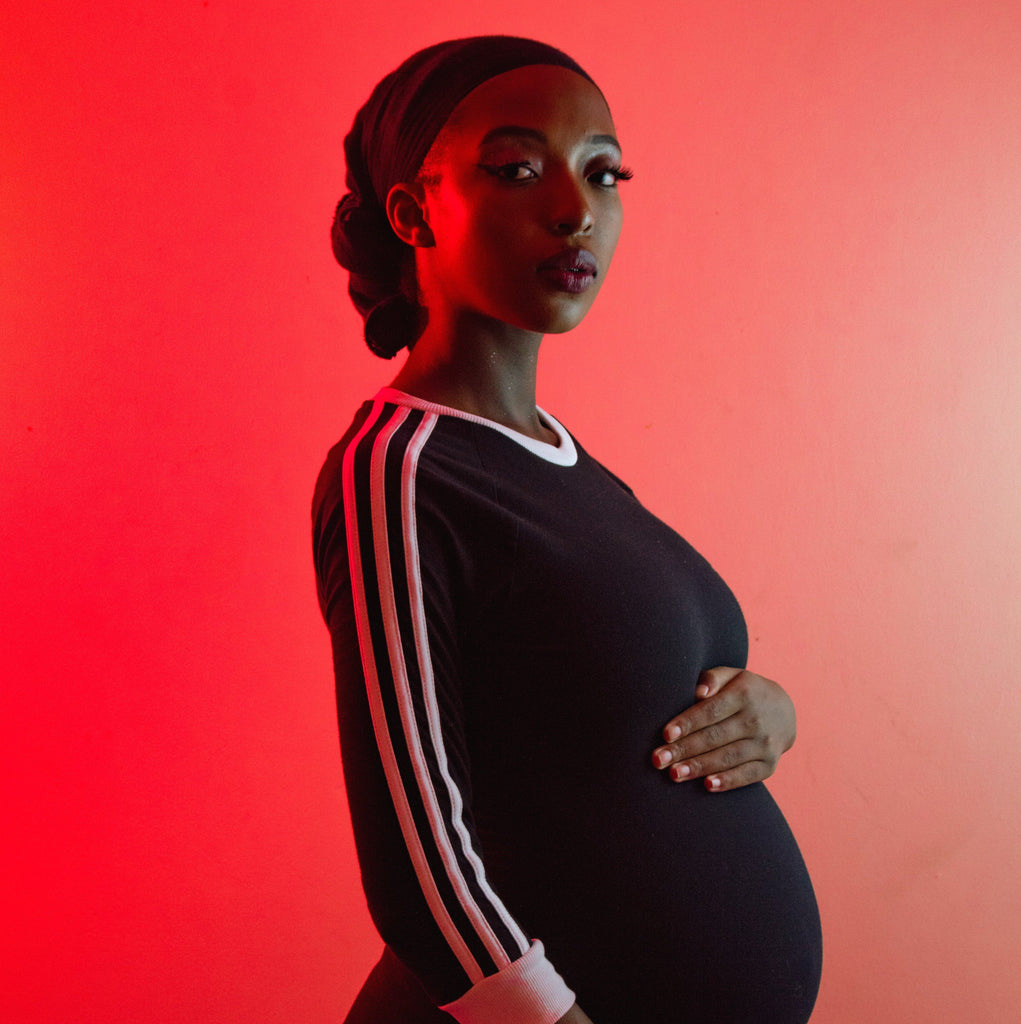 PREGNANT WOMEN ARE ATHLETES - Etta Loves