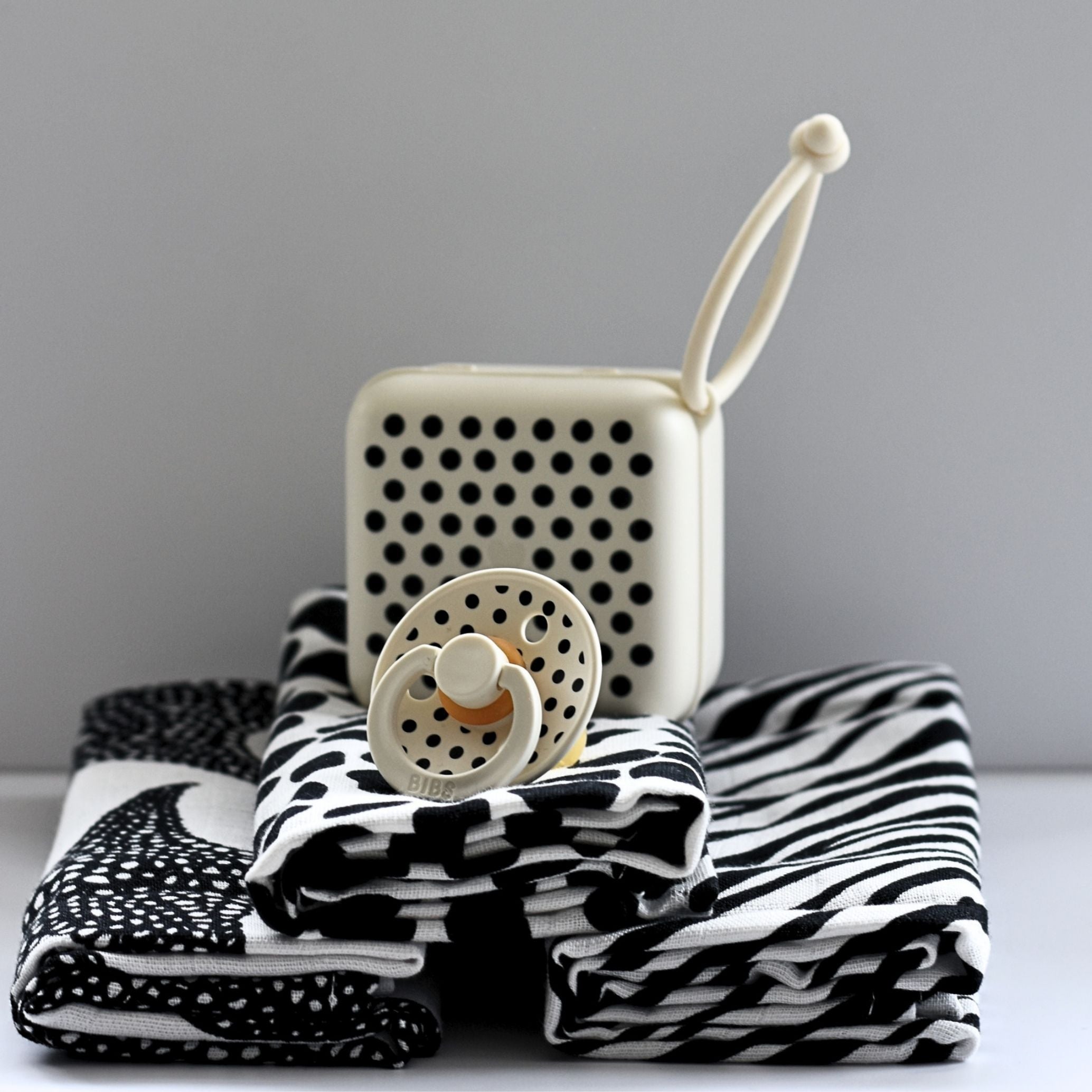 BIBS x Etta Loves Newborn Gift Set