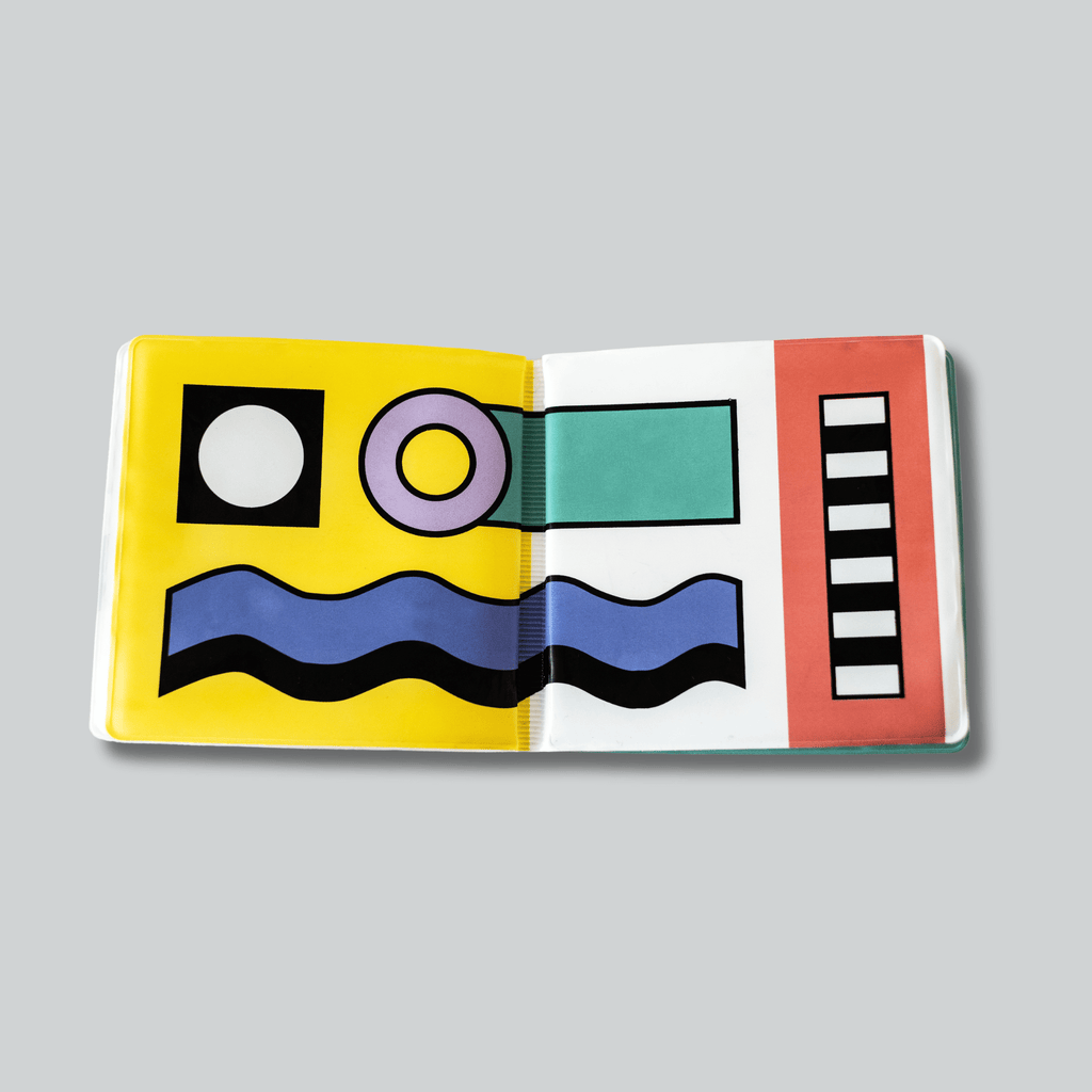 COLOUR CHANGING BATH BOOK - Suitable from birth - Etta Loves