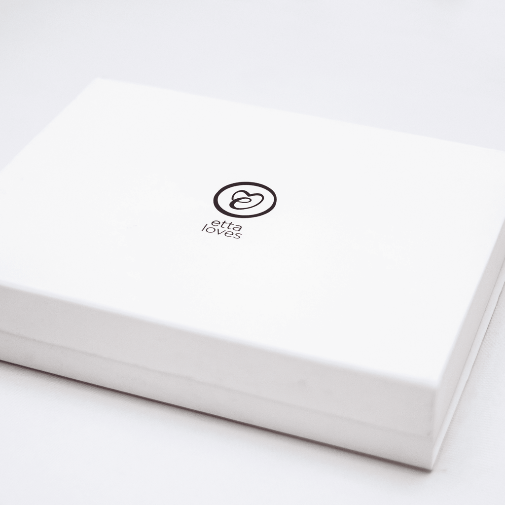 GIFT COLLECTION BOX IN 'KEITH HARING' - for babies' first year - Etta Loves