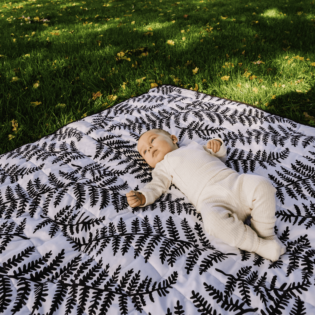 OUTDOOR PLAYMAT - suitable from birth - Etta Loves