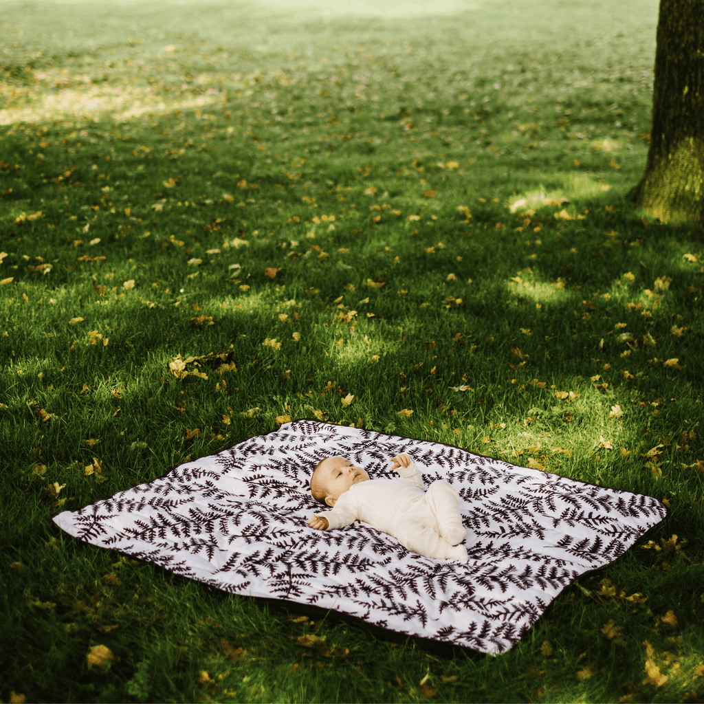 OUTDOOR PLAYMAT - suitable from birth - Etta Loves