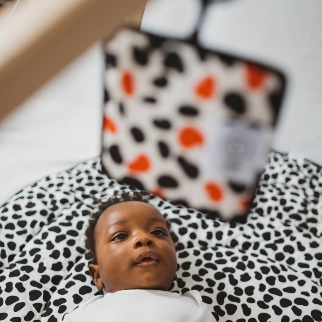 SENSORY HANGING SQUARES - for babies' first year - Etta Loves