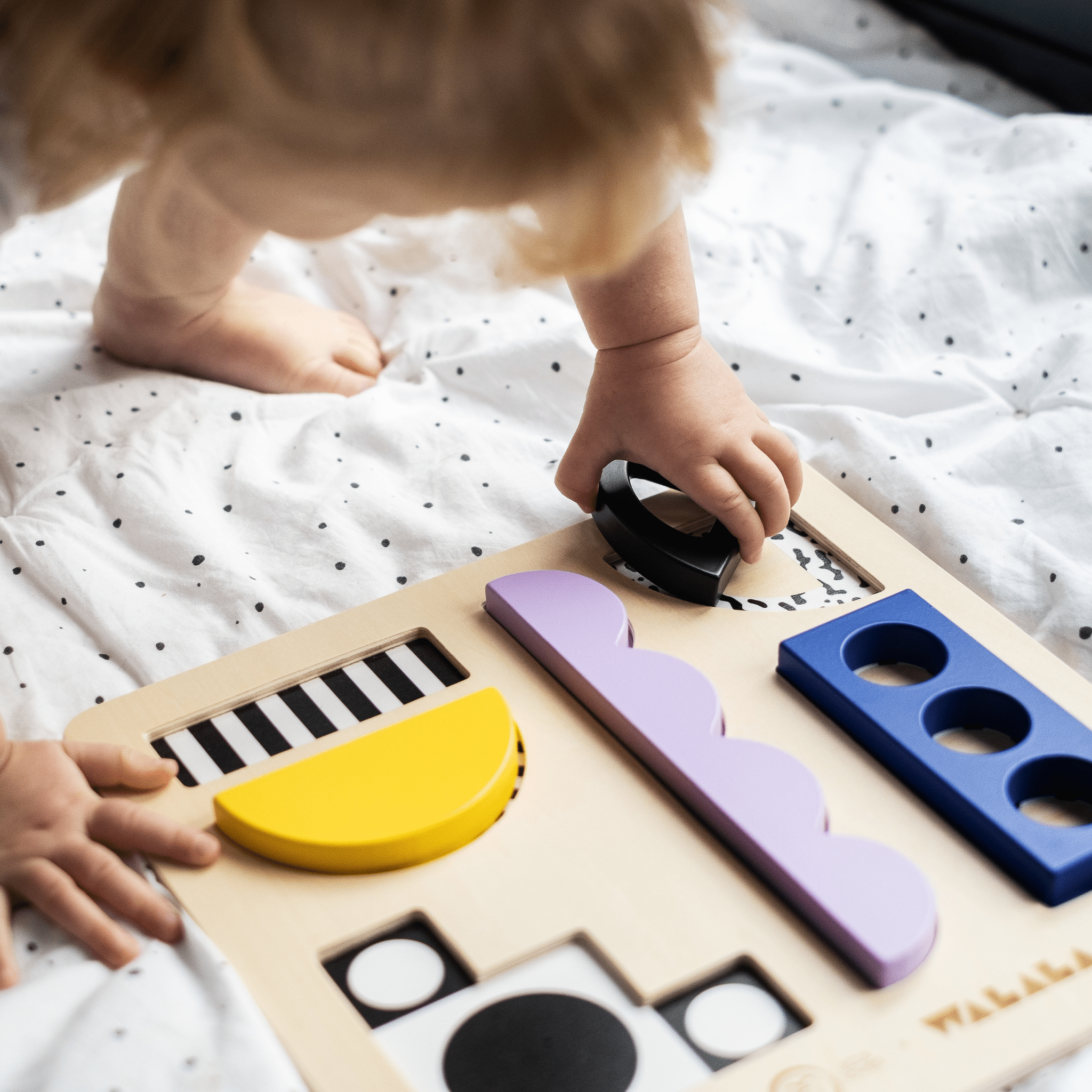 WOODEN PUZZLE BOARD - ETTA LOVES X WALALA STUDIO - Etta Loves