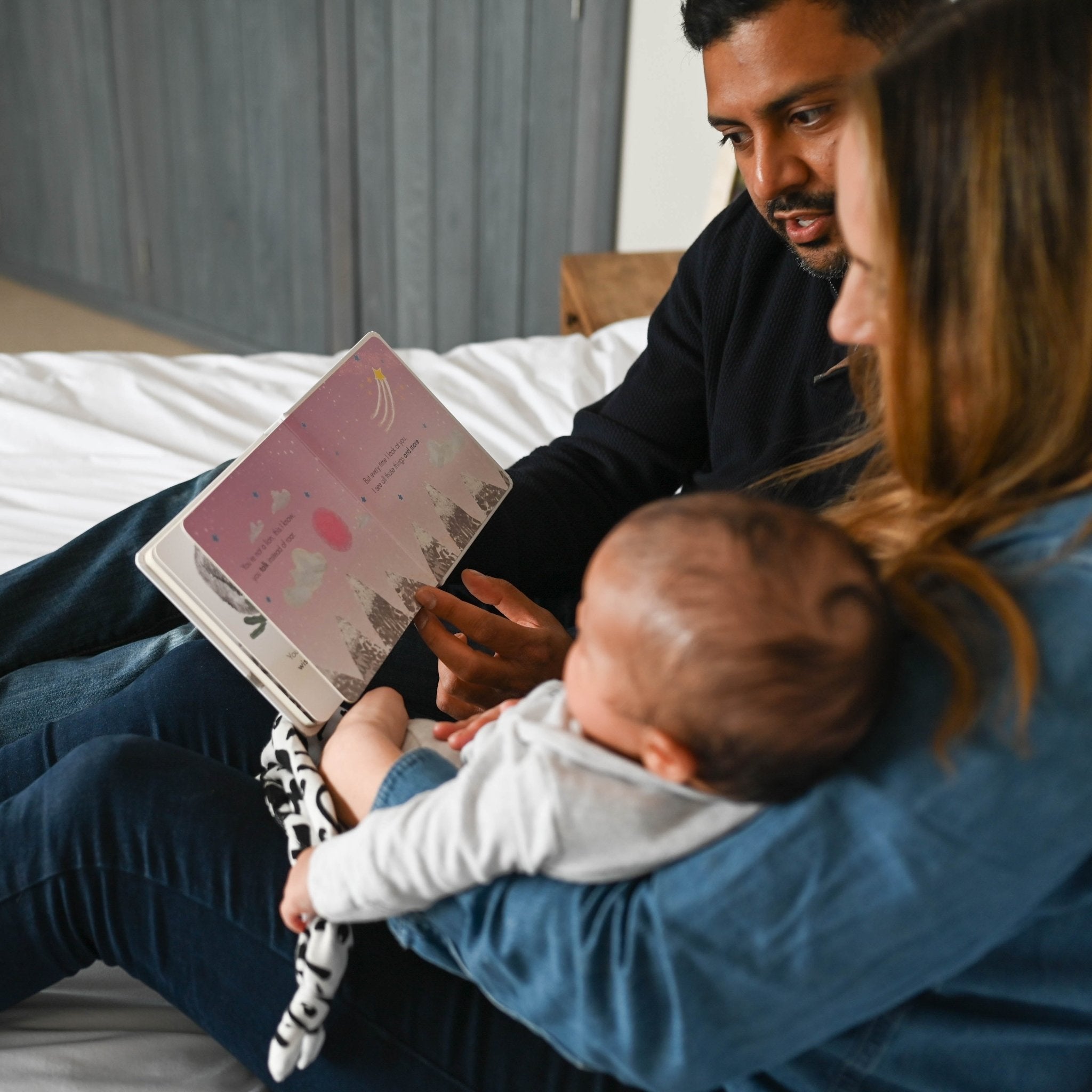 STORY BOOK - Right Beside Me - Etta Loves